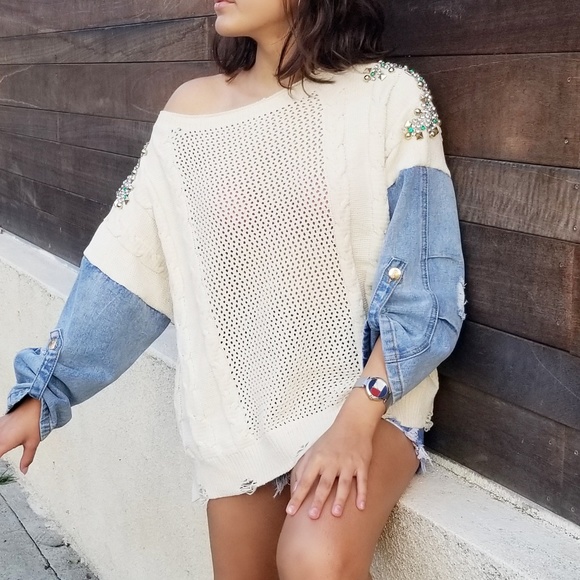 Beautiful and Perfect Sweater - Picture 2 of 4